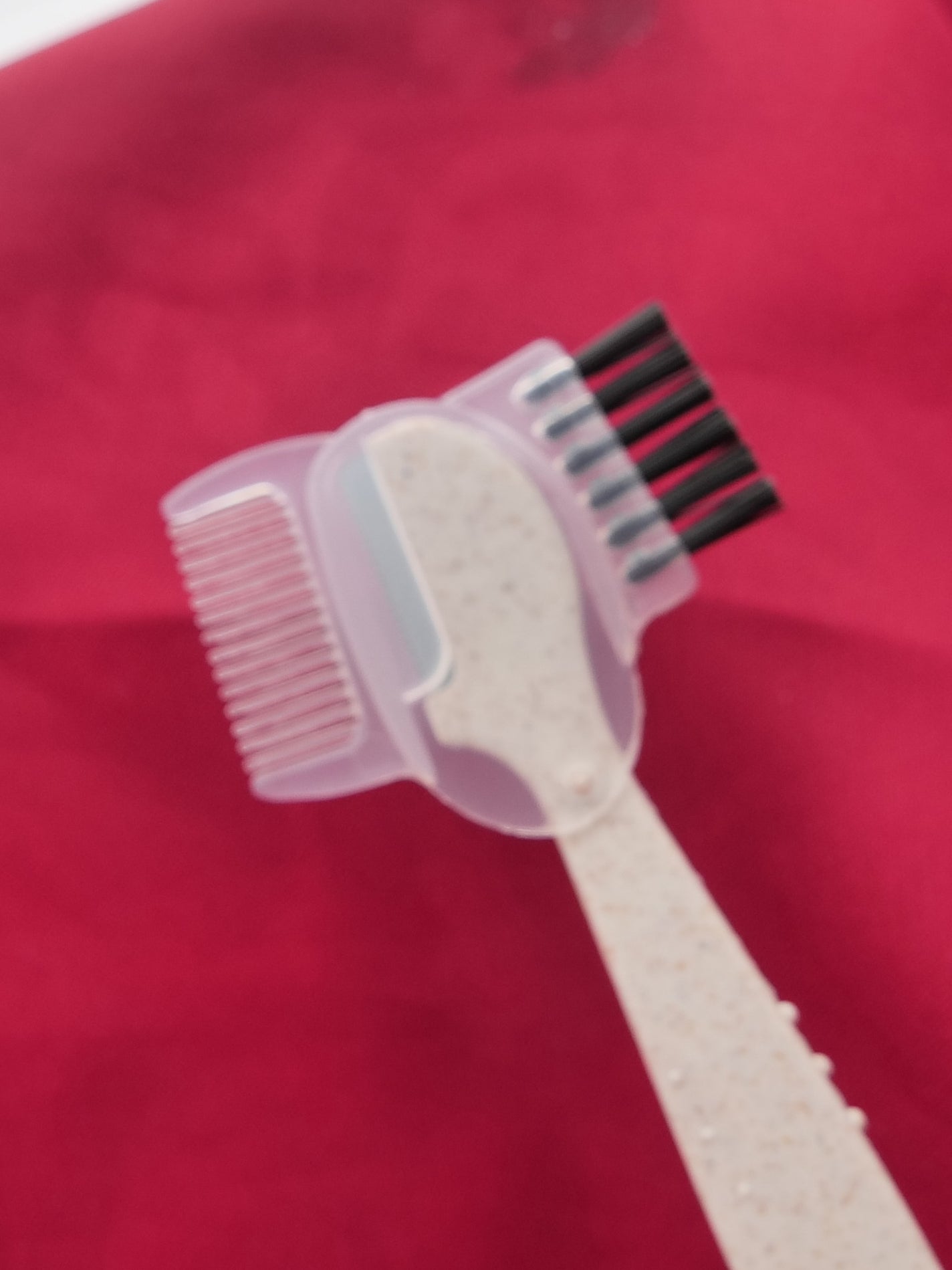 環境にやさしいカミソリ(眉毛用/コーム&ブラシ付)/DAISO/シェーバーを使ったクチコミ(2枚目)