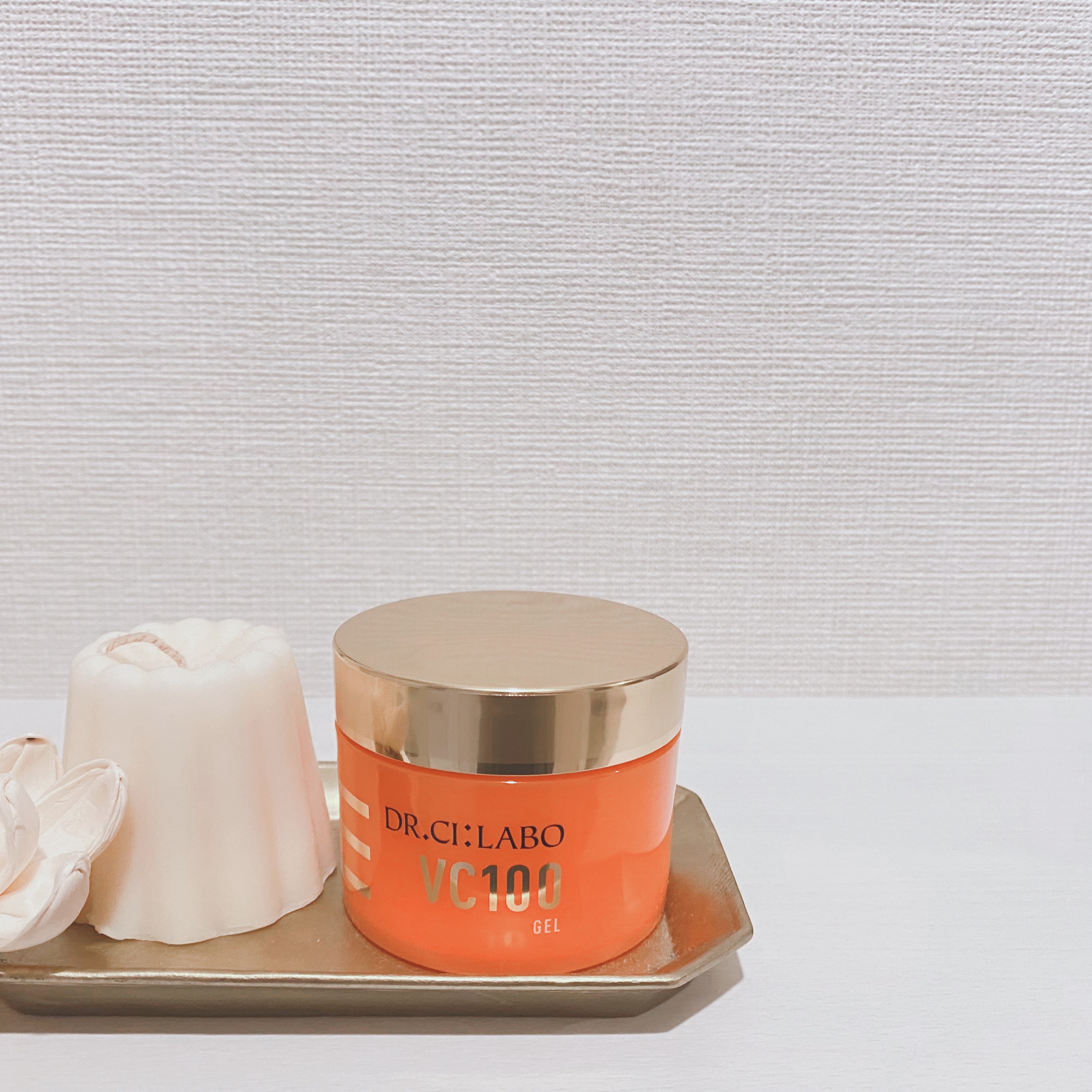 ドクターシーラボⓇ VC100ゲルのクチコミ「サラッとしているけれどしっとり潤って
季節問わずリピート買いしています♪

私の肌に合っている.....」（1枚目）