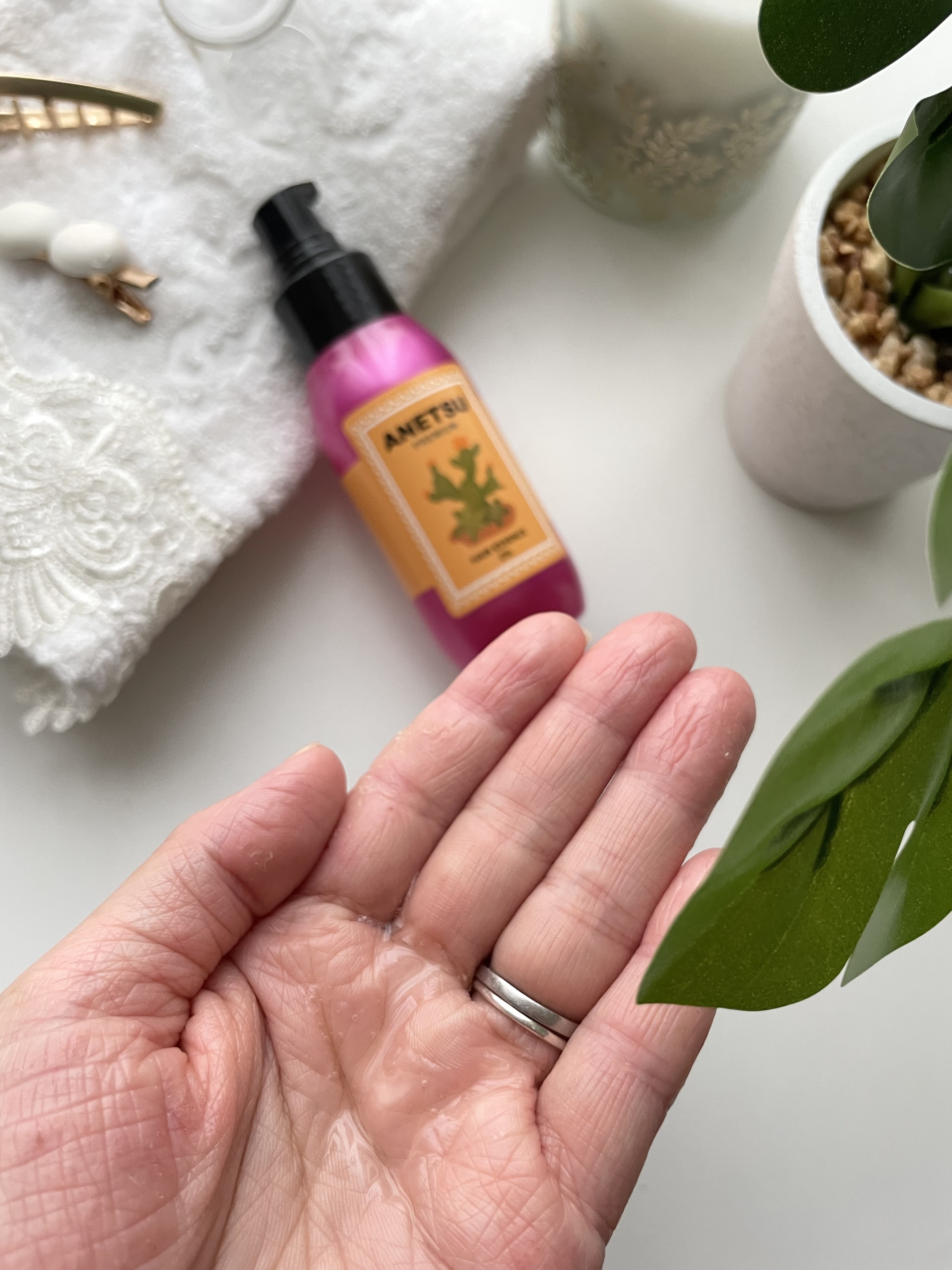 アネツプレミアムヘアエッセンス/ANETSU/ヘアオイルを使ったクチコミ（2枚目）