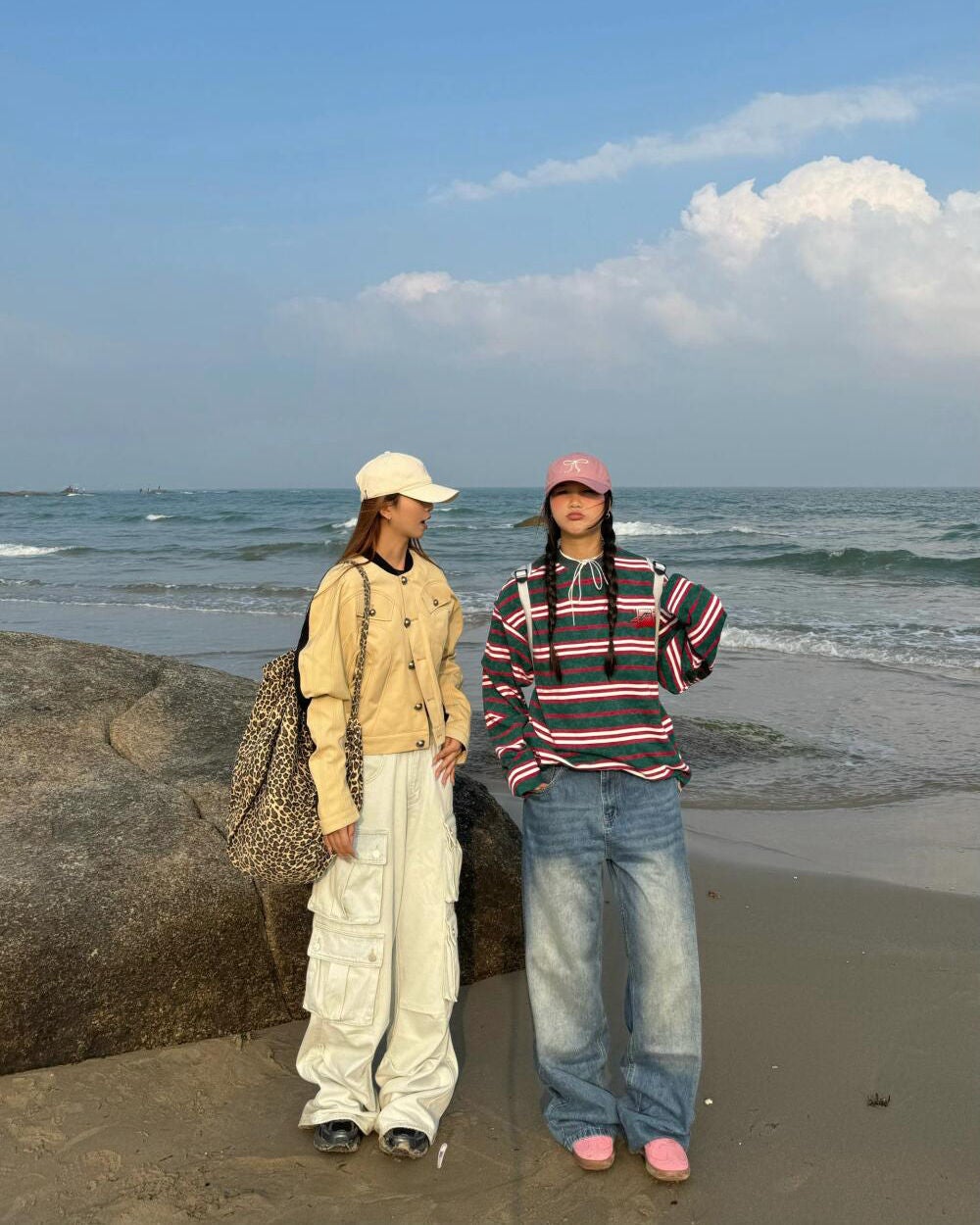 ひとみ on LIPS 「Spontaneousfriendshipissojoyful..」(4枚目)