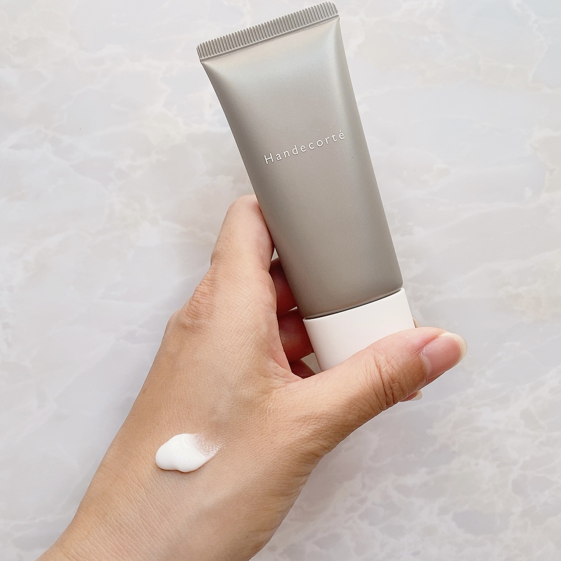 ハンデコルテ/キユートピア/ネック・デコルテケアを使ったクチコミ（3枚目）