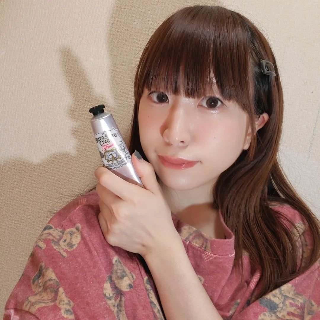 薬用足指さらさらクリーム/デオナチュレ/デオドラント・制汗剤を使ったクチコミ（3枚目）