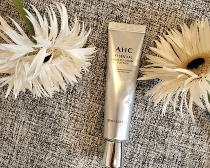 エッセンシャル リアル アイクリーム フォーフェイス/AHC/アイケア・アイクリームを使ったクチコミ(1枚目)