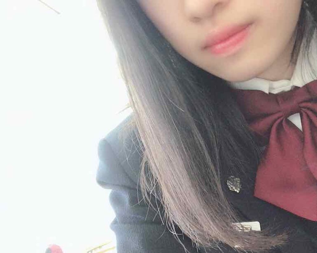 モイストピュアカラーリップ/ニベア/リップクリームを使ったクチコミ（2枚目）