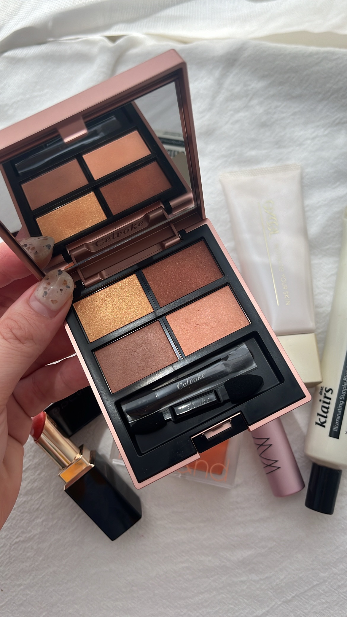 モイスチャー リッチ リップスティック 07 琵琶艶 -BIWATSUYA/SUQQU/口紅を使ったクチコミ（2枚目）