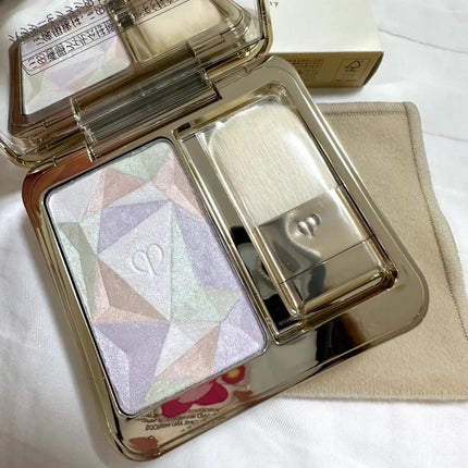 ル・レオスールデクラ /クレ・ド・ポー ボーテ/パウダーハイライトを使ったクチコミ(1枚目)