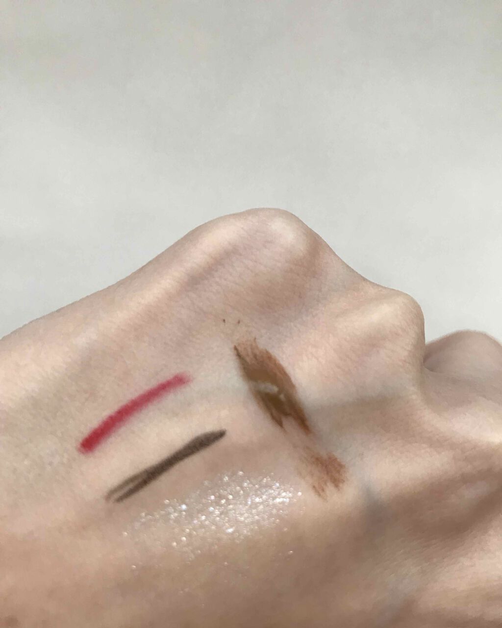 tomto on LIPS 「アルコールやフェノキシエタノールなどの肌負担のある成分もフリー..」(2枚目)