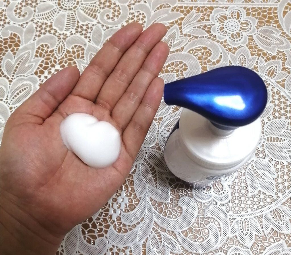 ニベア クリアビューティー弱酸性泡洗顔 もっちり美肌/ニベア/泡洗顔を使ったクチコミ(2枚目)