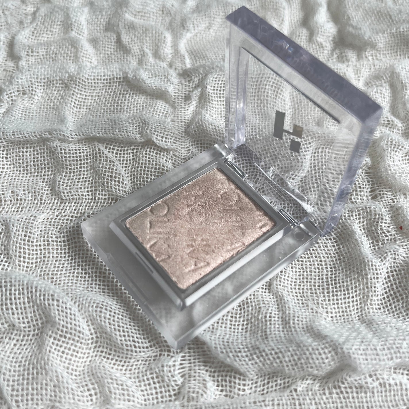 マイフェイブピースアイシャドウ/HOLIKA HOLIKA/単色アイシャドウを使ったクチコミ(2枚目)