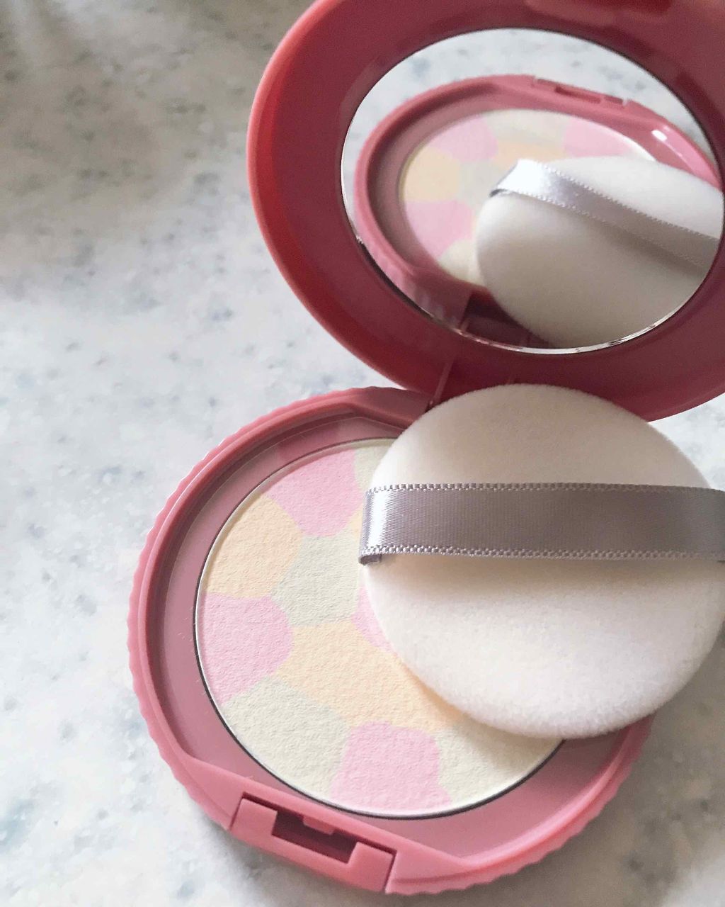 ペールトーン フェイスパウダー/otona couture/プレストパウダーを使ったクチコミ(2枚目)