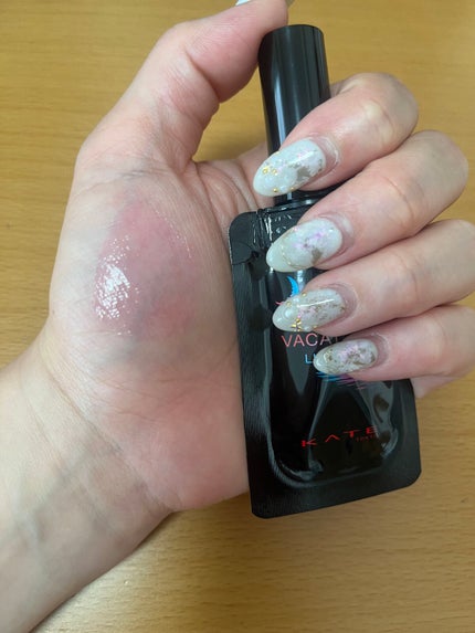 ナイトバカンスリップジェル/KATE/口紅を使ったクチコミ(4枚目)