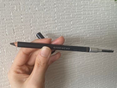 GIVENCHY アイブロウ・ペンシルのクチコミ「
GIVENCHY
アイブロウ・ペンシル
No.03
ダーク・ブルネット

税込3850円

.....」（3枚目）