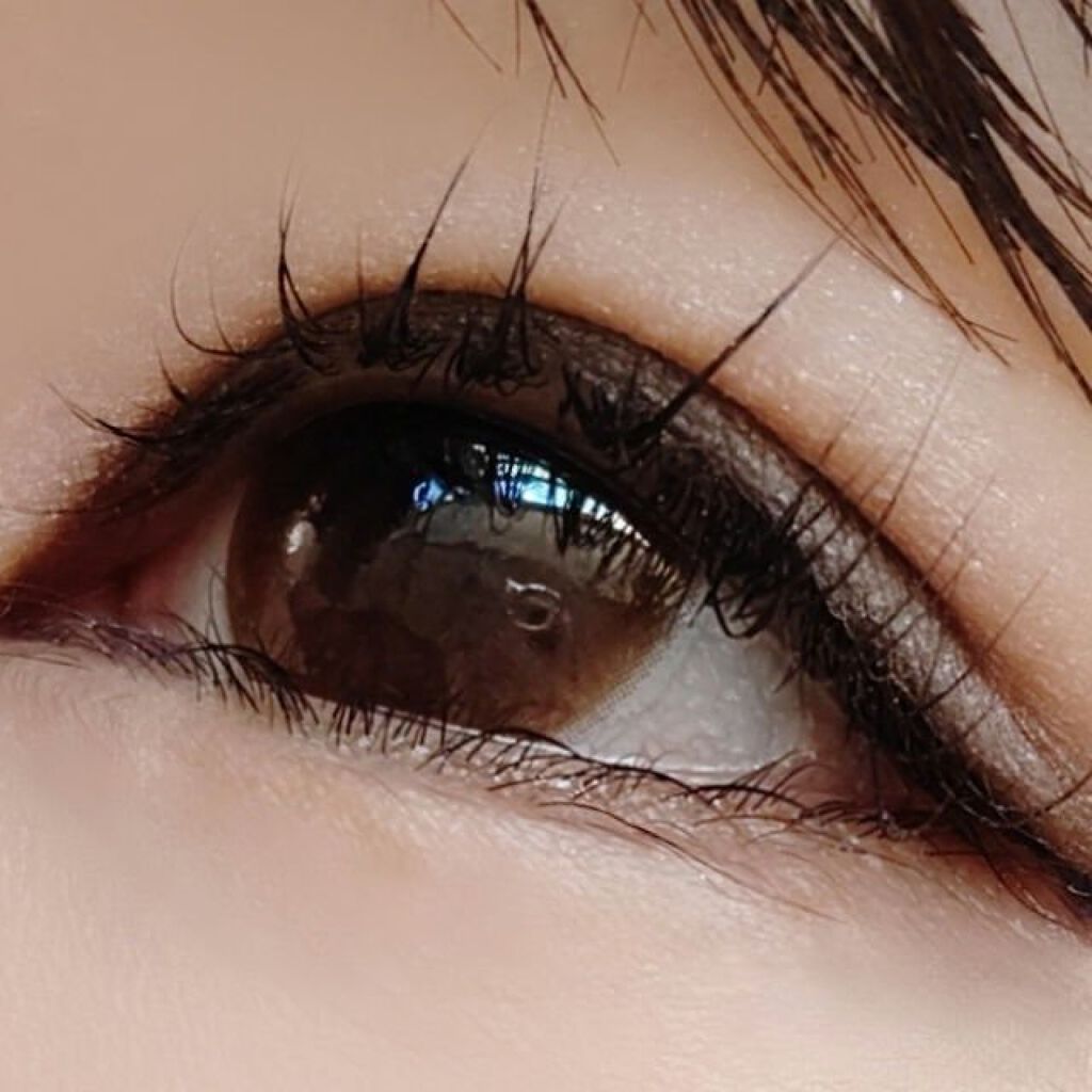 セルヴォーク ヴォランタリー アイズ/Celvoke/単色アイシャドウを使ったクチコミ（3枚目）