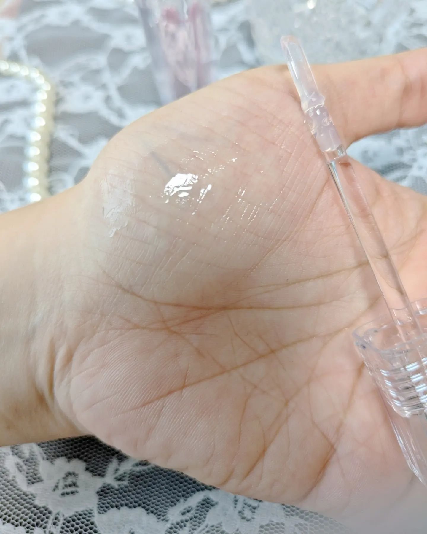 ラビューム ボリュームリップセラム/Luvum/リップグロスを使ったクチコミ（3枚目）