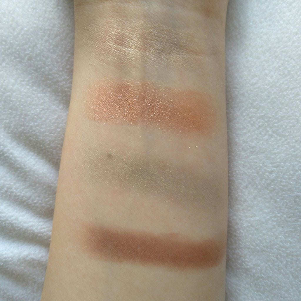 リアルクローズシャドウ/excel/アイシャドウパレットを使ったクチコミ(2枚目)