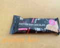 matsukiyo protein bar chocolate ストロベリー味