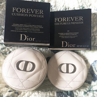 ディオールスキン フォーエヴァー クッション パウダー/Dior/ルースパウダーを使ったクチコミ（2枚目）