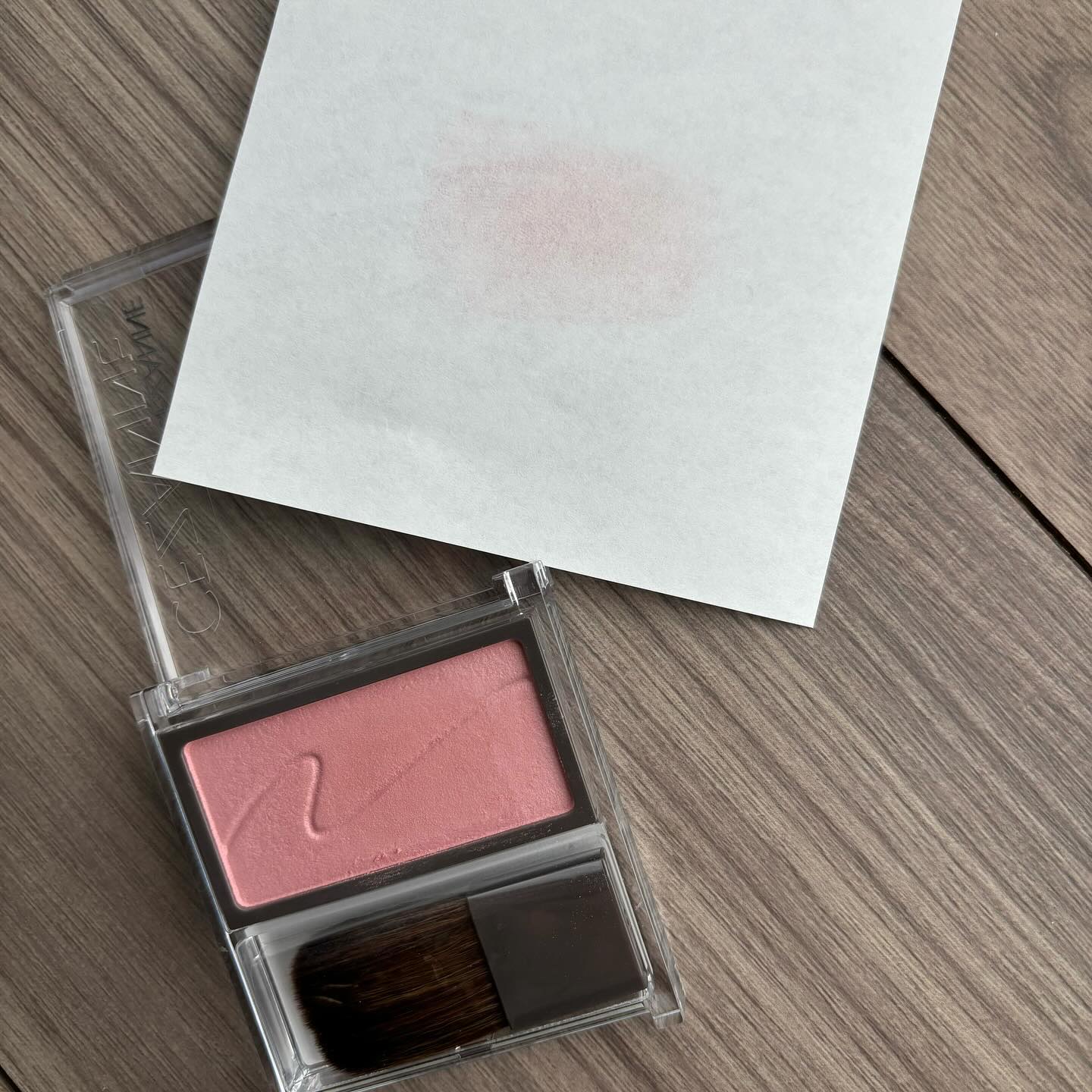 チークブラッシュ/CEZANNE/パウダーチークを使ったクチコミ（2枚目）