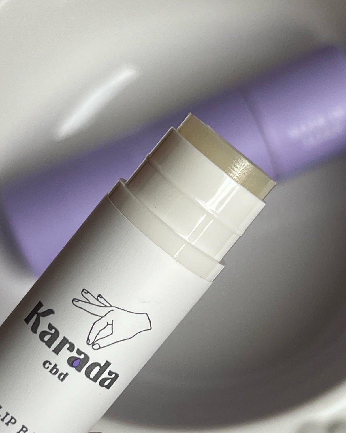 CBDリップバーム/KARADA CBD/リップバームを使ったクチコミ(4枚目)