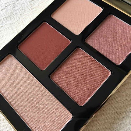 エッセンシャル マルチカラー アイシャドウパレット/BOBBI BROWN/アイシャドウパレットを使ったクチコミ(2枚目)