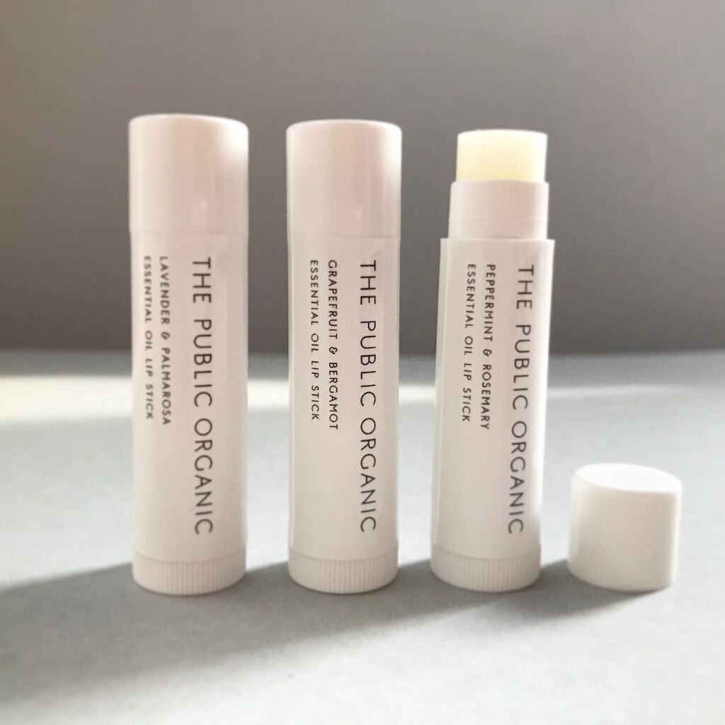 オーガニック認証 精油リップスティック スーパーポジティブ ライズ/THE PUBLIC ORGANIC/リップクリームを使ったクチコミ(1枚目)
