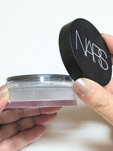 ライトリフレクティングセッティングパウダー ルース/NARS/ルースパウダーを使ったクチコミ（2枚目）