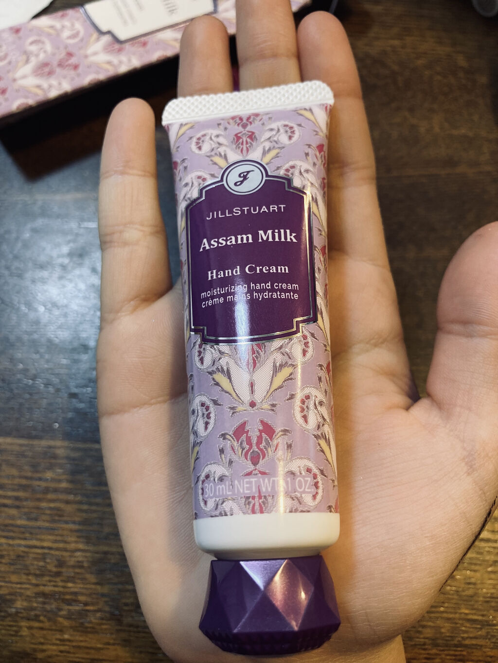 ハンドクリーム アッサム ミルク/JILL STUART/ハンドクリームを使ったクチコミ（2枚目）