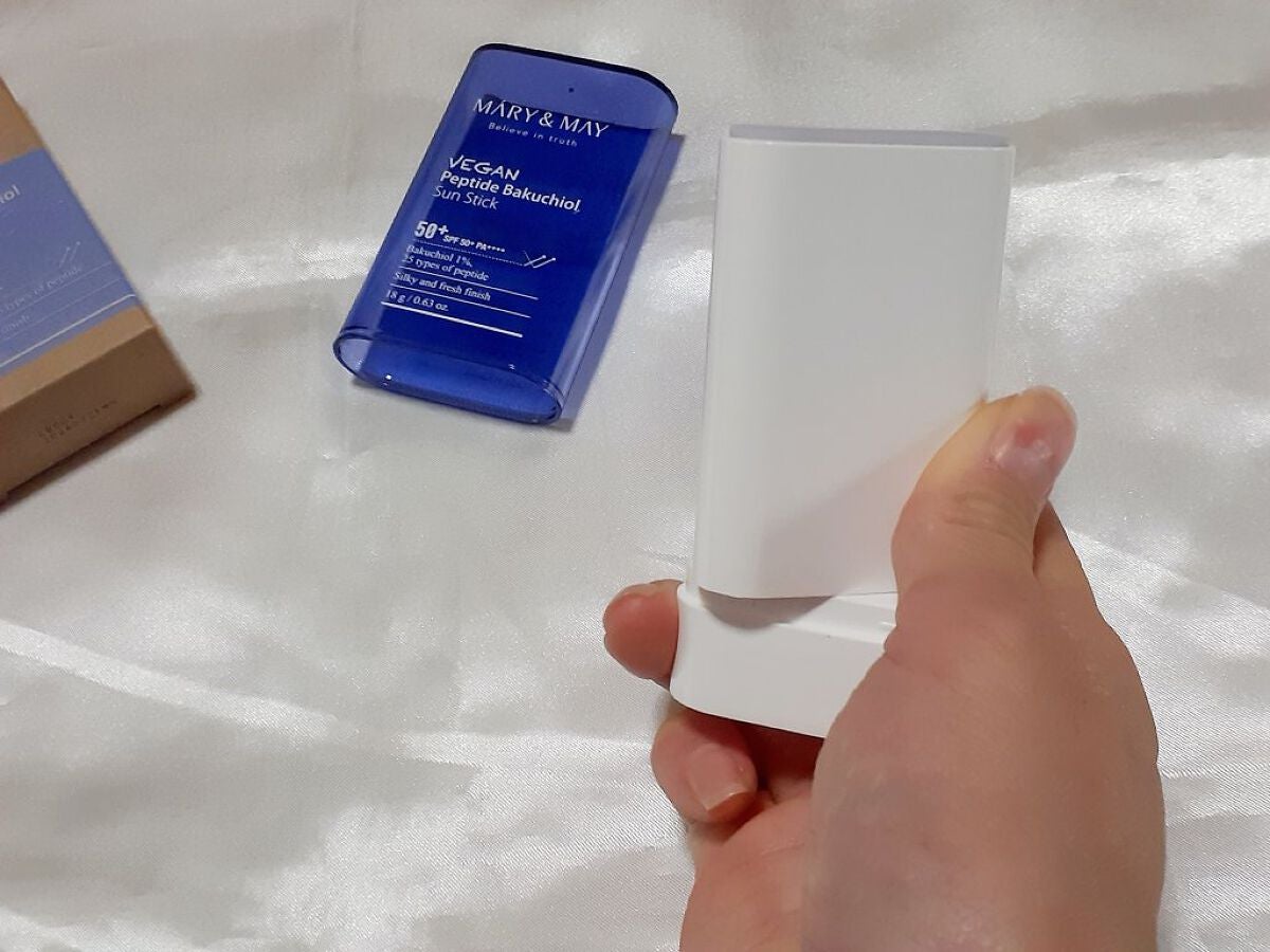 ヴィーガンペプチドバクチオールサンスティック SPF50+ PA++++/MARY&MAY/日焼け止めスティックを使ったクチコミ(3枚目)