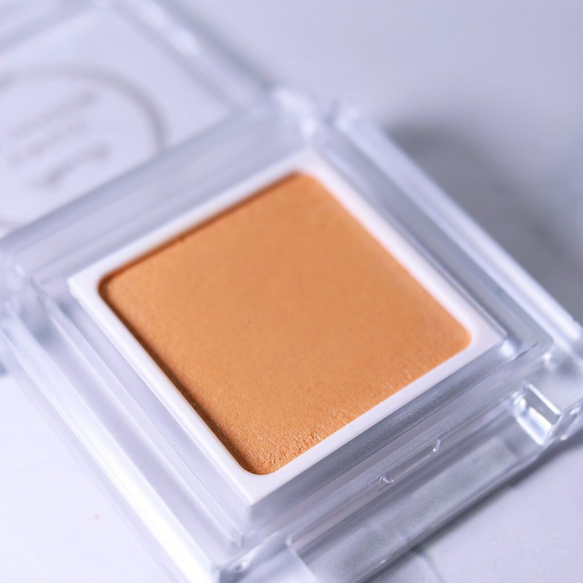 パラドゥ シングルアイシャドウ	 YE01 イエロー/パラドゥ/単色アイシャドウを使ったクチコミ（2枚目）