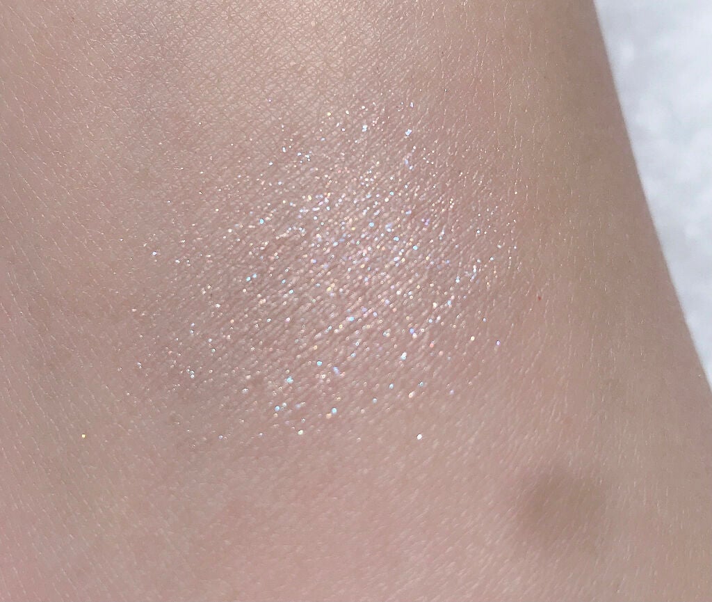 プリズム エアー シャドウ/CLIO/単色アイシャドウを使ったクチコミ(2枚目)