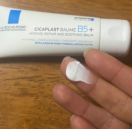 シカプラスト リペアクリーム B5+	/ラ ロッシュ ポゼ/フェイスクリームを使ったクチコミ(4枚目)