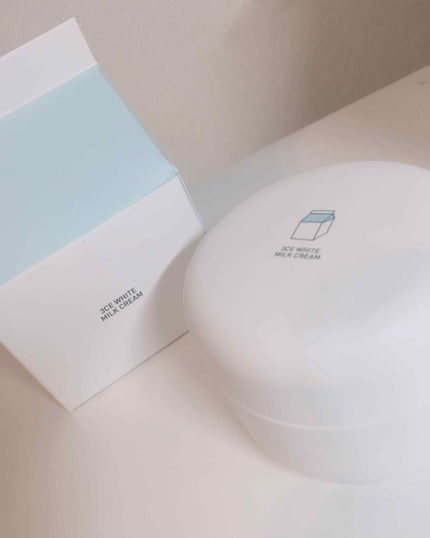 WHITE MILK CREAM/3CE/フェイスクリームを使ったクチコミ(1枚目)