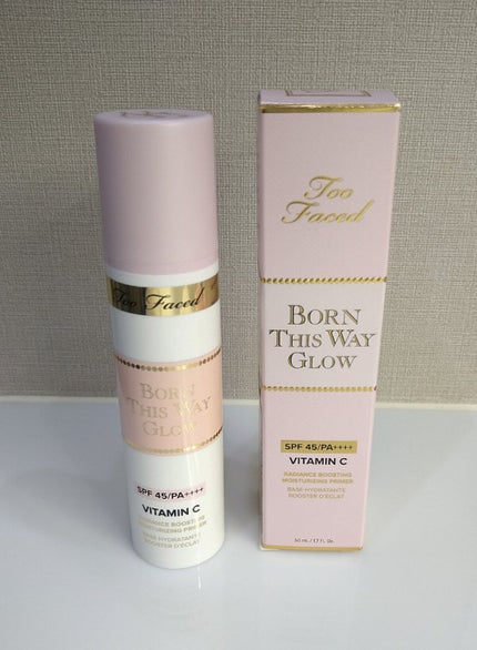 ボーン ディス ウェイ グロウ モイスチュアライジング メイクアップ プライマー/Too Faced/化粧下地を使ったクチコミ(1枚目)