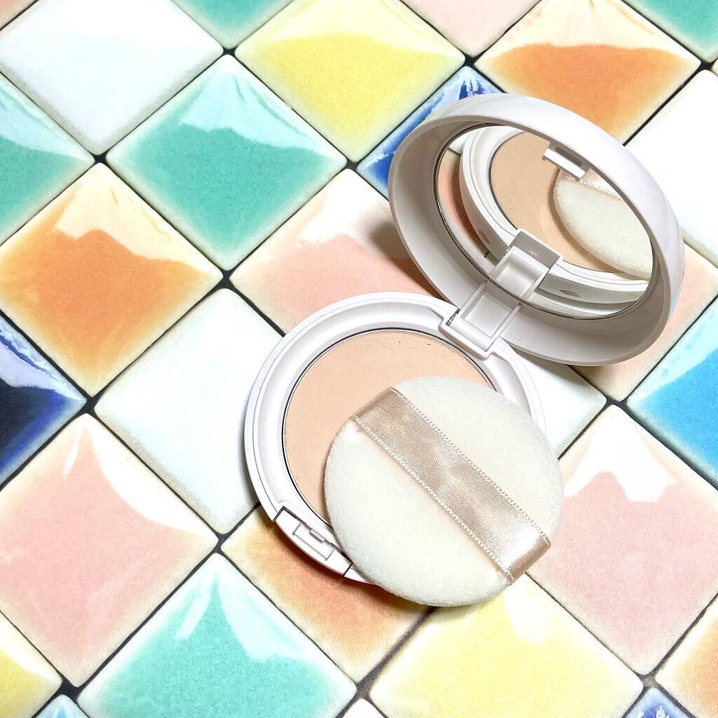 エッセンスパウダー		 ライトベージュ/セラフォア/プレストパウダーを使ったクチコミ（1枚目）