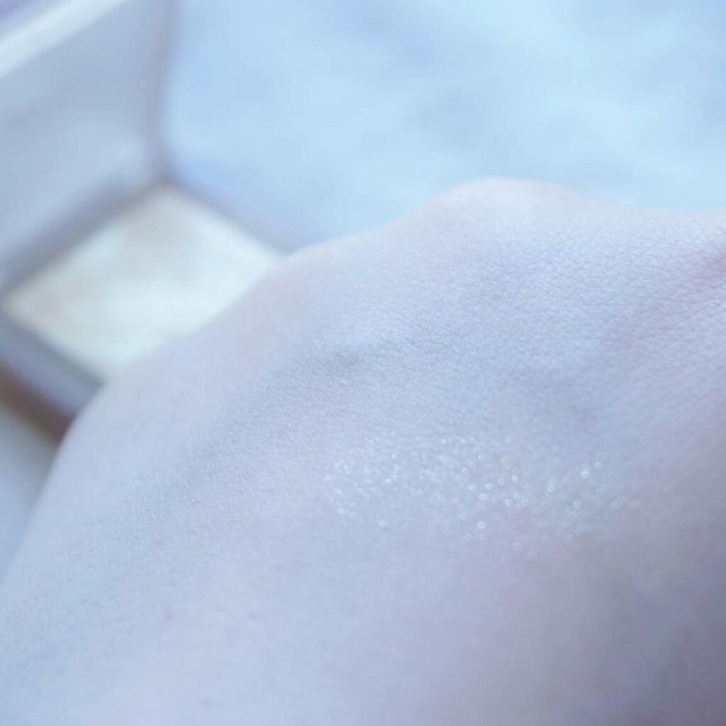 single eye color se-06 イエロー/la peau de gem./単色アイシャドウを使ったクチコミ（2枚目）