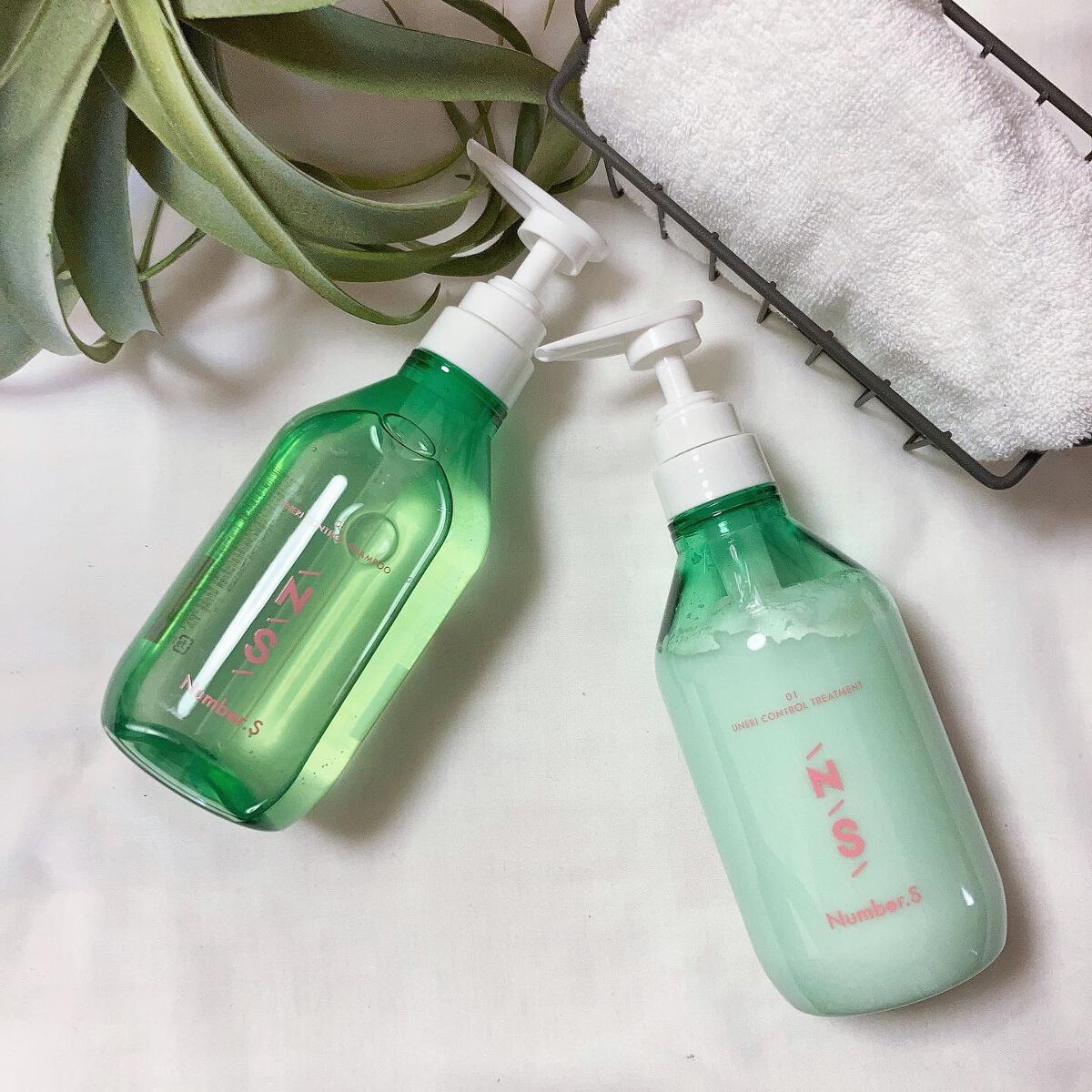 うねりコントロール シャンプー／ヘアトリートメント/Number.S /市販シャンプーを使ったクチコミ（1枚目）