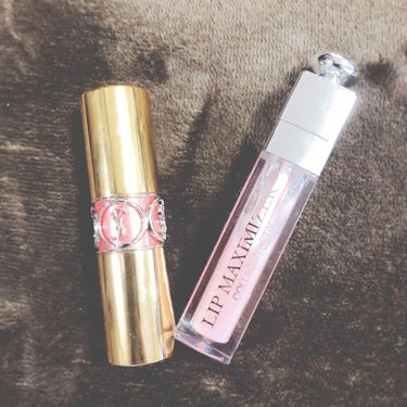 💄Dior  マキシマイザー
     定番ですね😊
     何本リピしたことか🥺

💄YSL
      見た目が可愛い🥰←
      もちろん塗った感じも発色も良し🌷