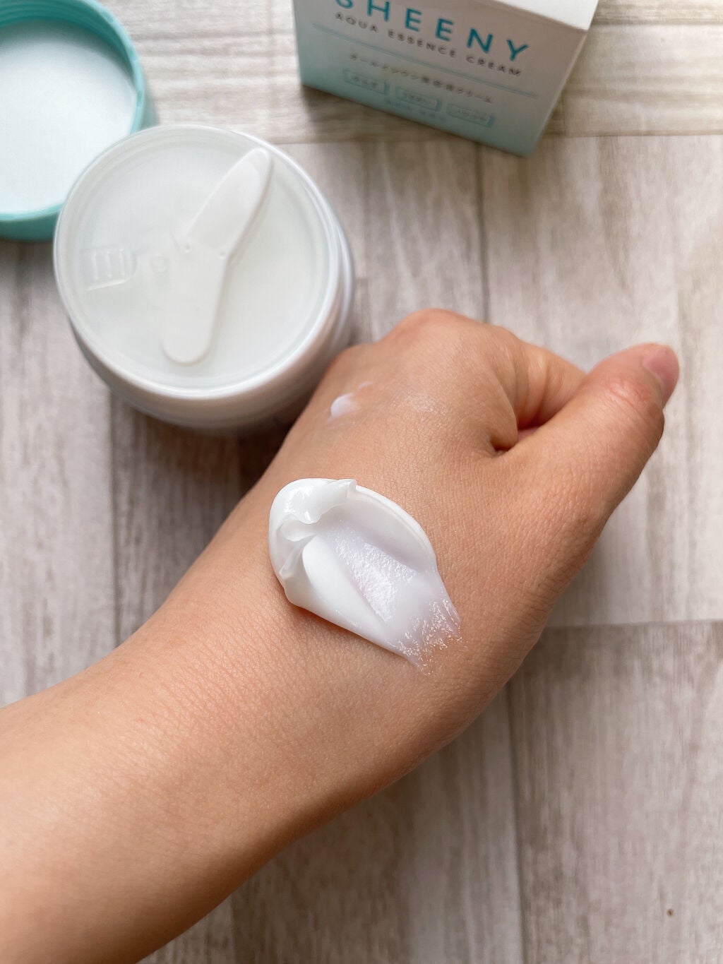 アクアエッセンスクリーム/SHEENY/フェイスクリームを使ったクチコミ(5枚目)
