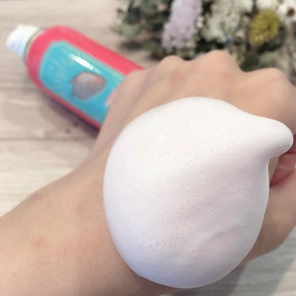 モッチスキン吸着泡洗顔FS(イチゴ)/MoccHi SKIN/泡洗顔を使ったクチコミ(3枚目)