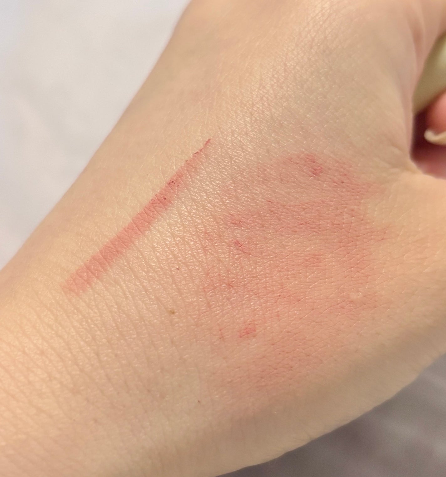 Oh! ハッピー デイ リップペンシル/unleashia/リップライナーを使ったクチコミ(2枚目)