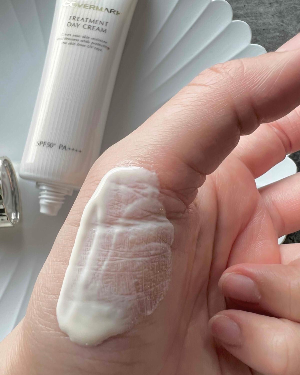 トリートメント デイ クリーム/COVERMARK/日焼け止めクリームを使ったクチコミ(3枚目)