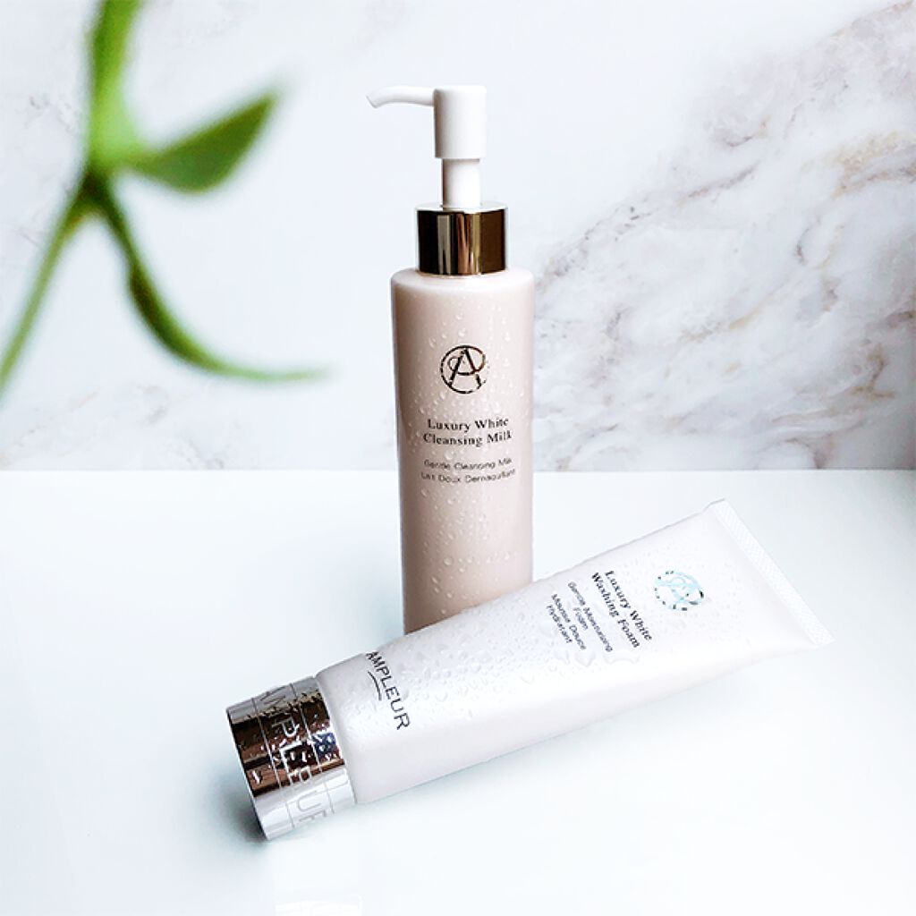 ラグジュアリーホワイト クレンジングミルクN/アンプルール/ミルククレンジングを使ったクチコミ（1枚目）