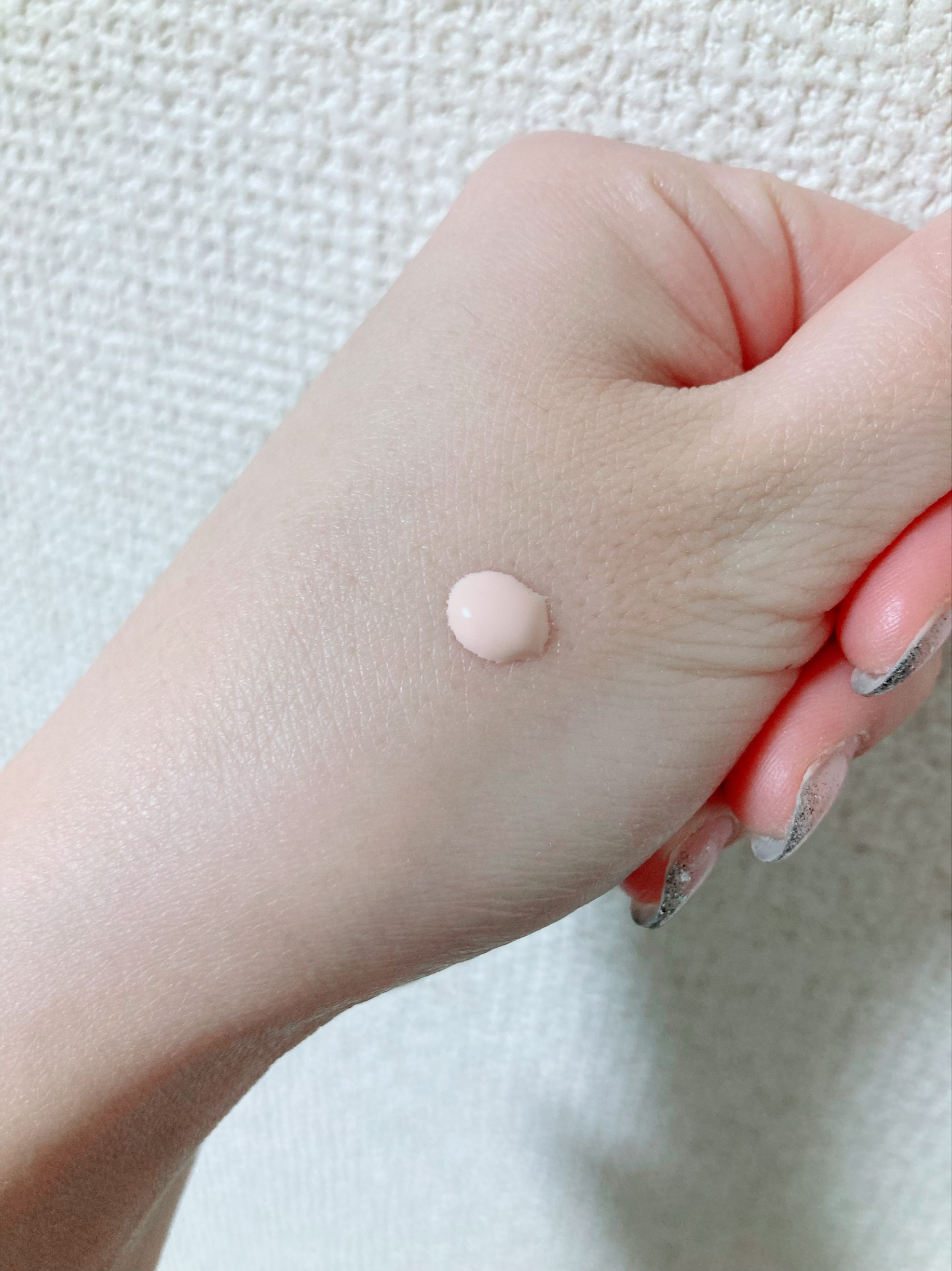 ウォータフルトーンアップサンクリーム/ダルバ/日焼け止めクリームを使ったクチコミ（3枚目）