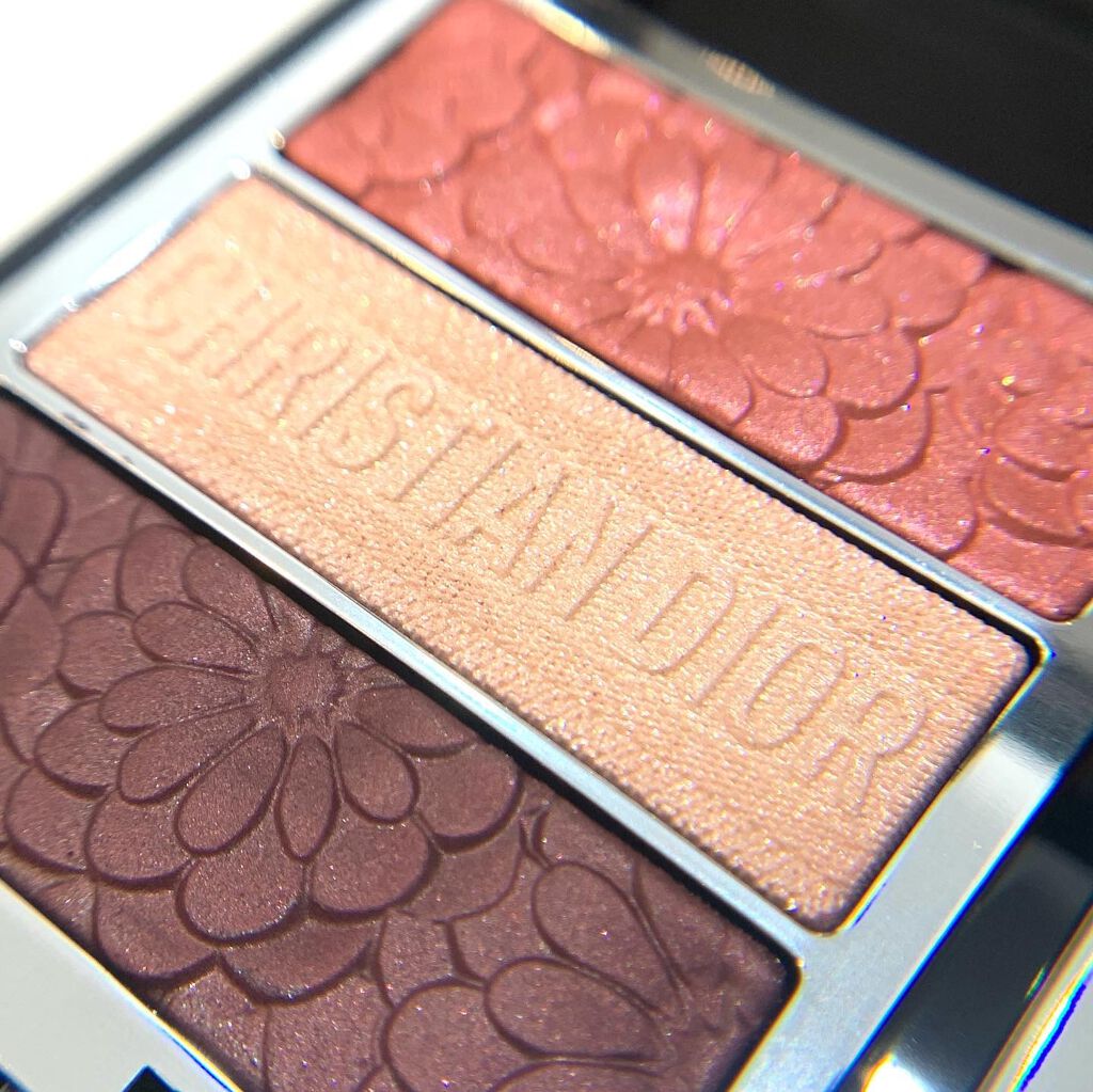 トリオ ブリック パレット＜ピュア グロウ＞/Dior/アイシャドウパレットを使ったクチコミ（2枚目）