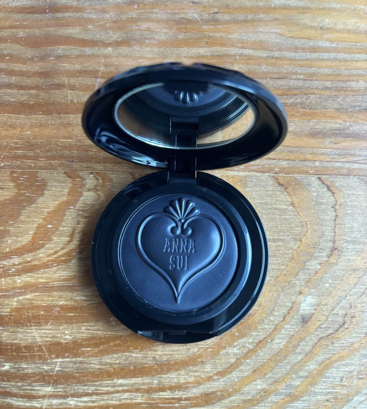 スイブラッククリームブラッシュ/ANNA SUI/ジェル・クリームチークを使ったクチコミ（2枚目）