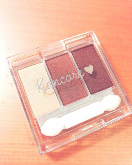 カンコレアイシャドウ/DAISO/アイシャドウパレットを使ったクチコミ(1枚目)