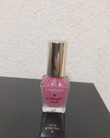 shiny_sounds_00w on LIPS 「キャンメイクカラフルネイルズN06少し透明感のある色味なので、..」(2枚目)