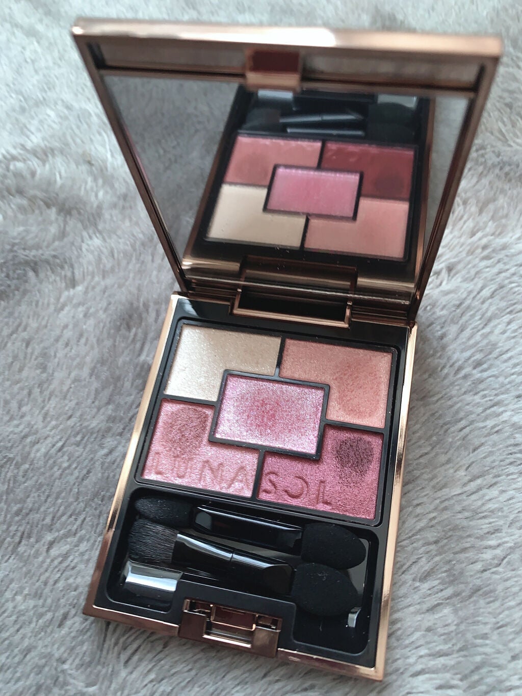 ジェミネイトアイズ N/LUNASOL/アイシャドウパレットを使ったクチコミ(2枚目)