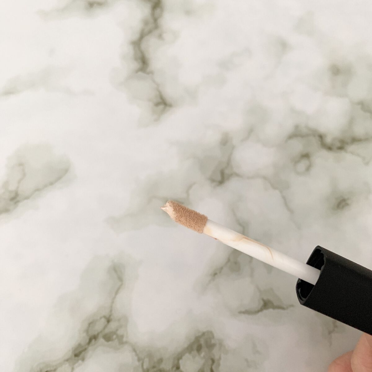 ラディアントクリーミーコンシーラー/NARS/リキッドコンシーラーを使ったクチコミ（3枚目）