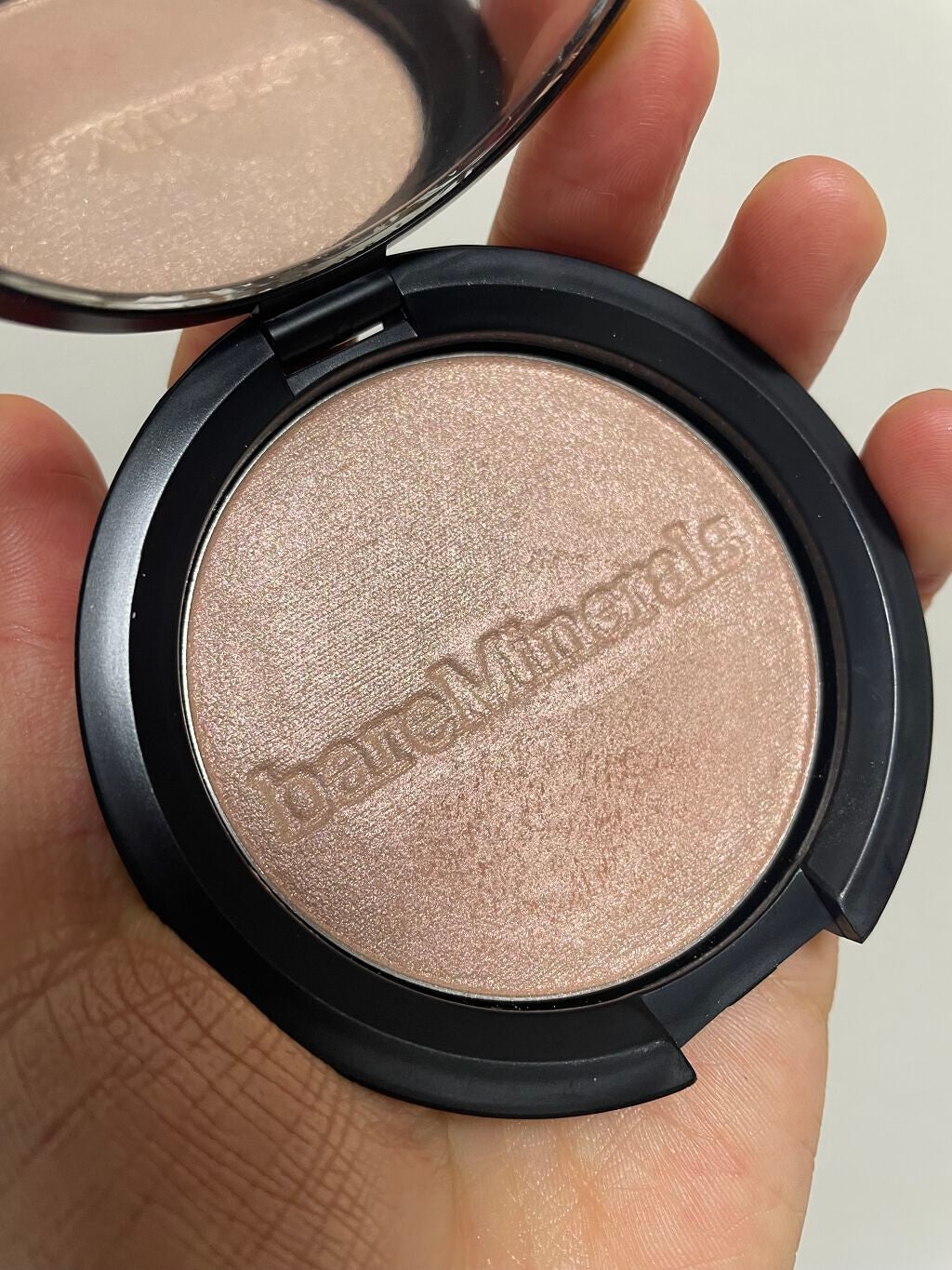 パールグロウハイライト/CEZANNE/パウダーハイライトを使ったクチコミ(4枚目)